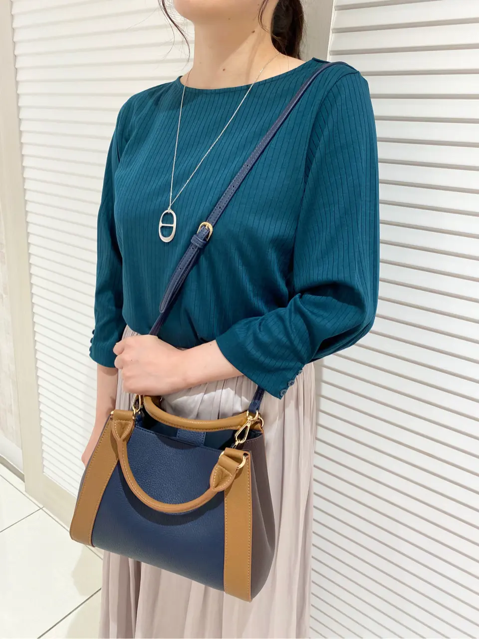 J.PRESS LADIES スタッフ コーディネート画像