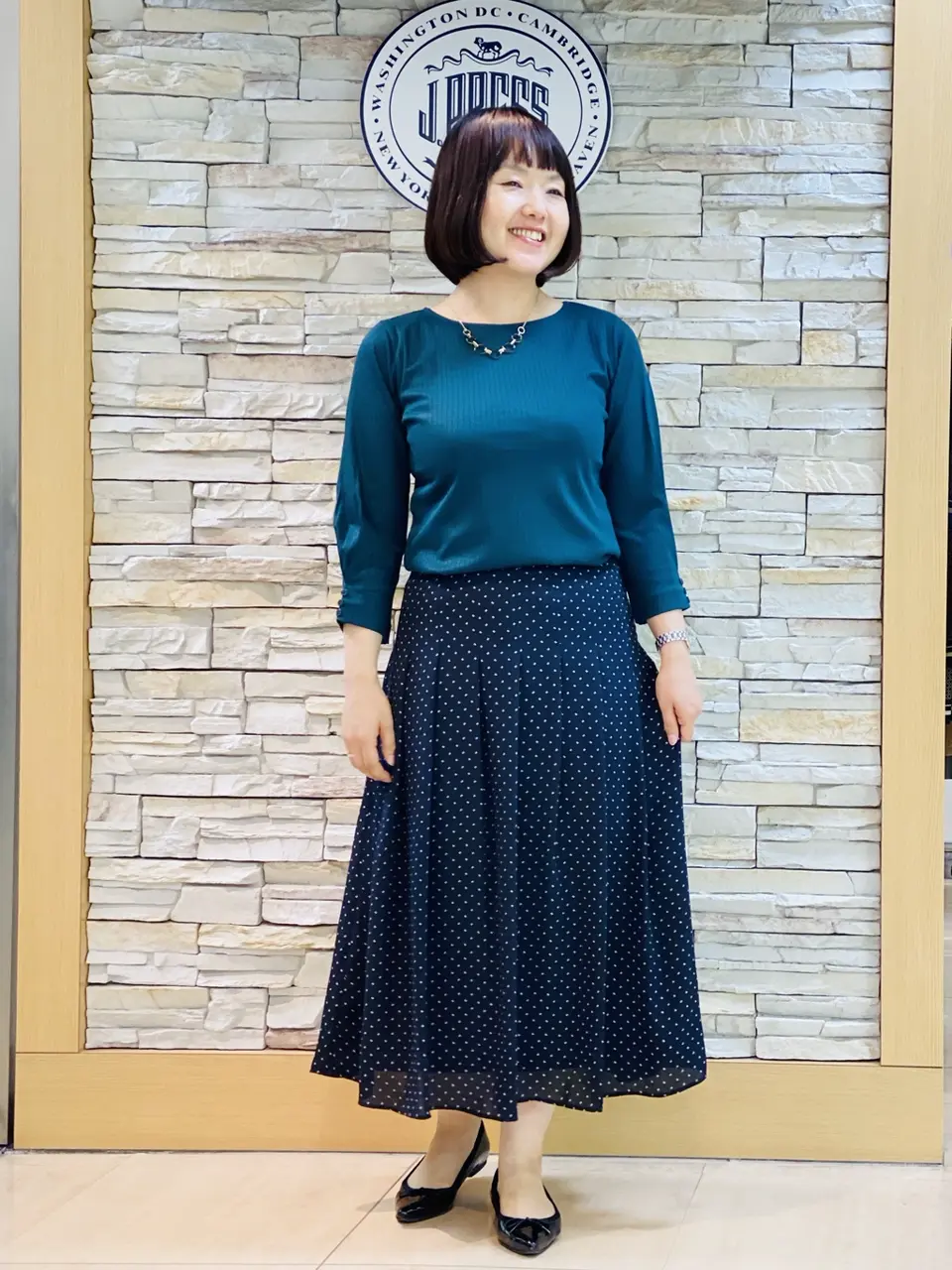 J.PRESS LADIES 内田 コーディネート画像