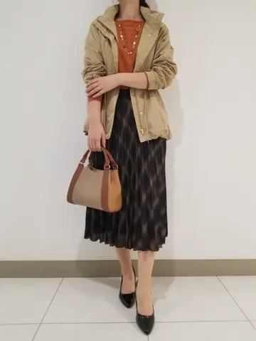 J.PRESS LADIES スタッフ コーディネート画像