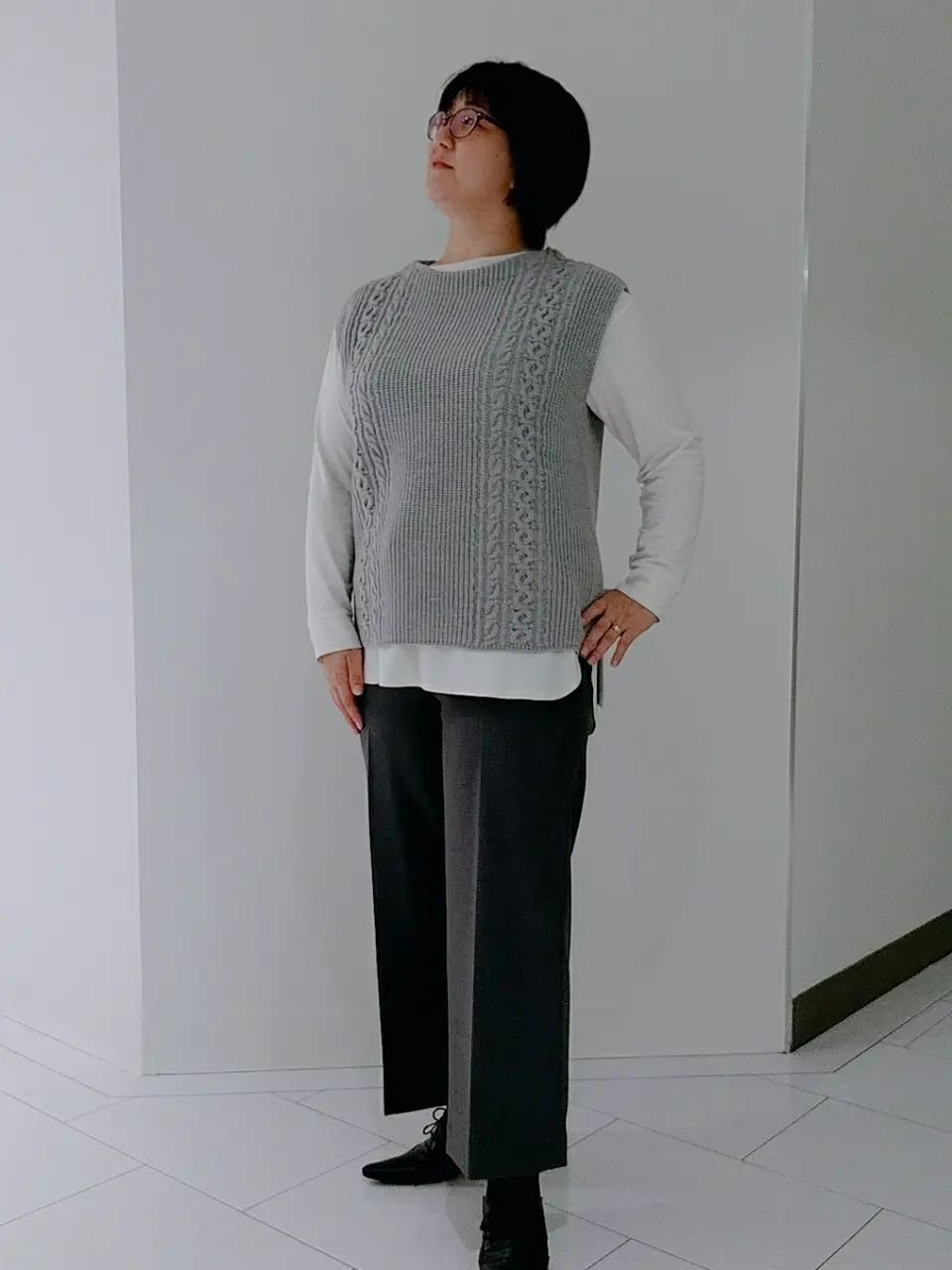  影 コーディネート画像