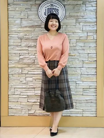 J.PRESS LADIES 内田 コーディネート画像