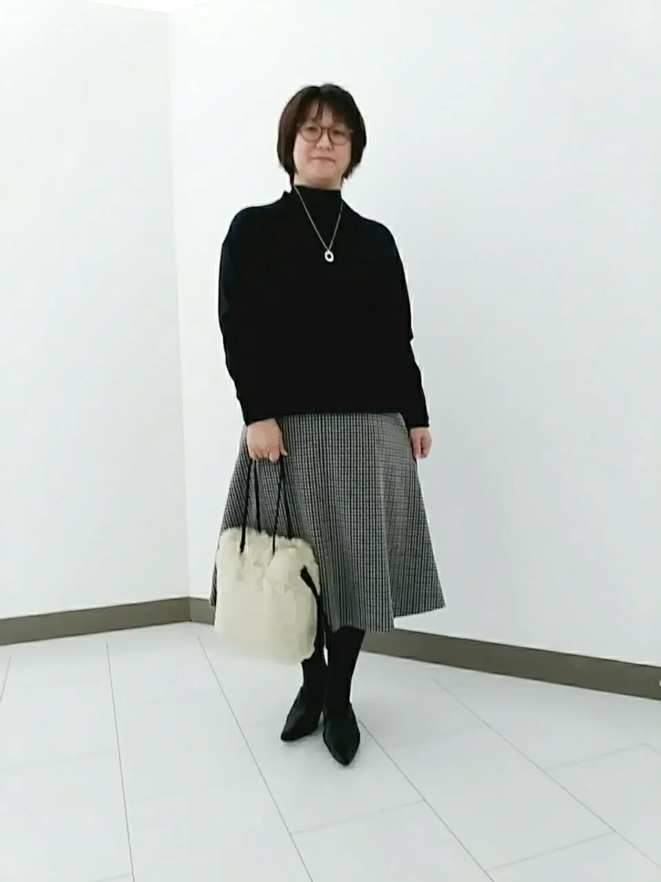  影 コーディネート画像