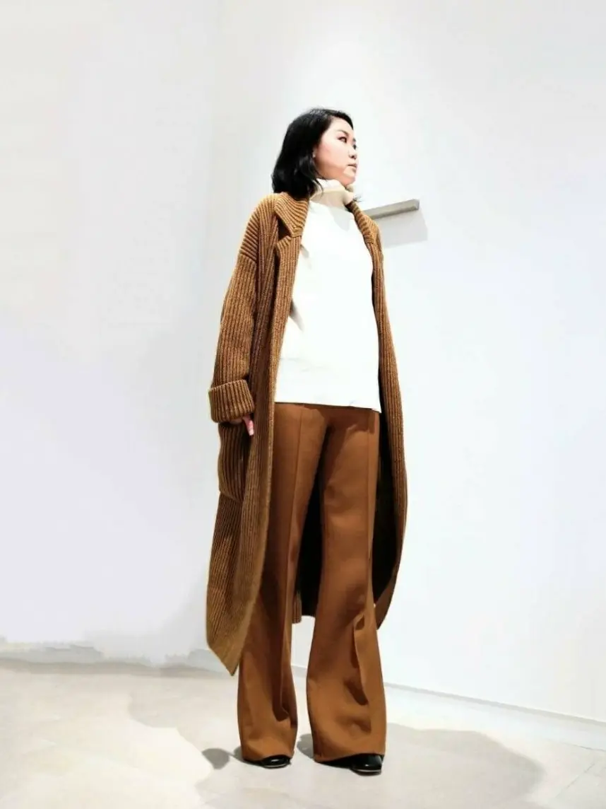 JOSEPH スタッフ コーディネート画像