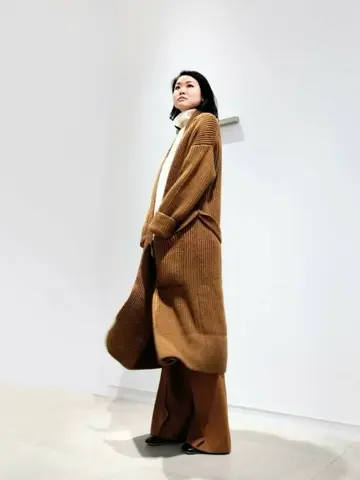 JOSEPH スタッフ コーディネート画像