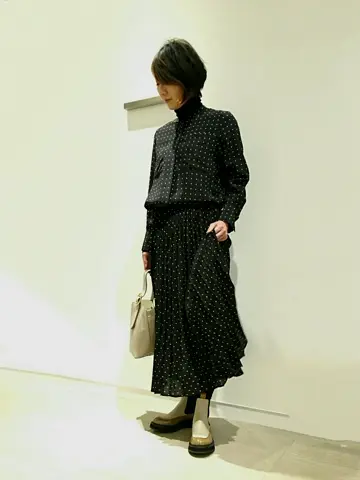 JOSEPH スタッフ コーディネート画像