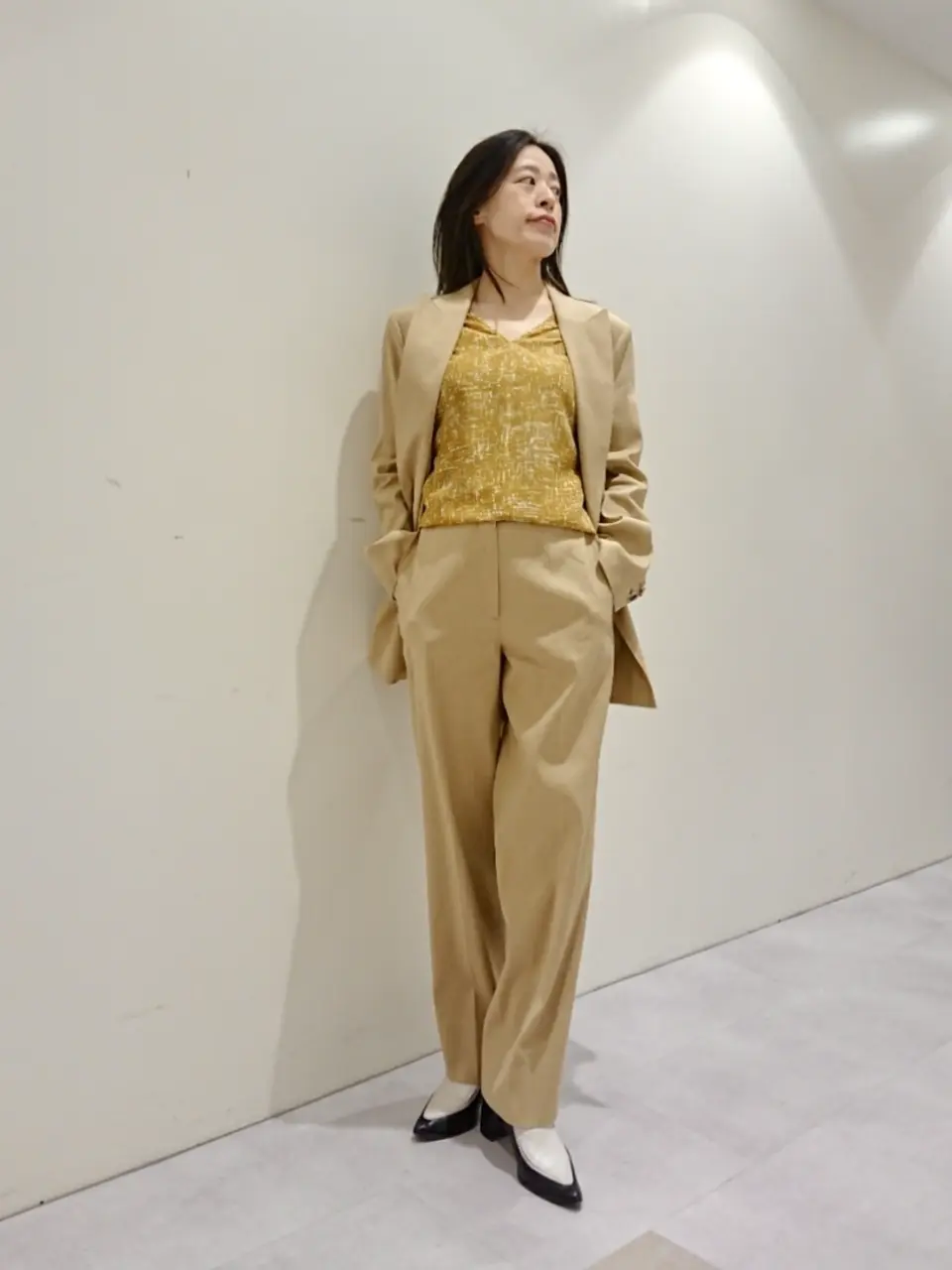 JOSEPH スタッフ コーディネート画像