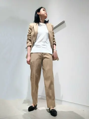 JOSEPH スタッフ コーディネート画像