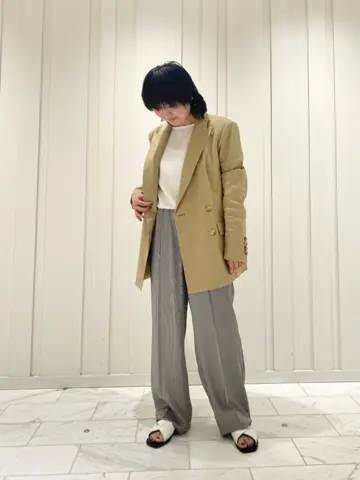 JOSEPH スタッフ コーディネート画像