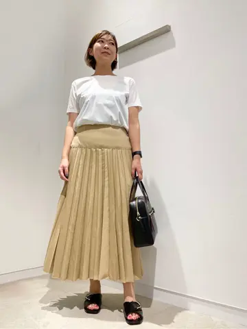 JOSEPH スタッフ コーディネート画像