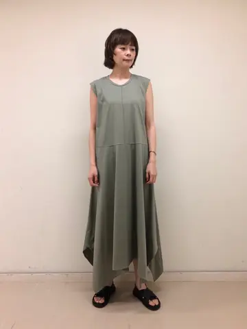 JOSEPH スタッフ コーディネート画像