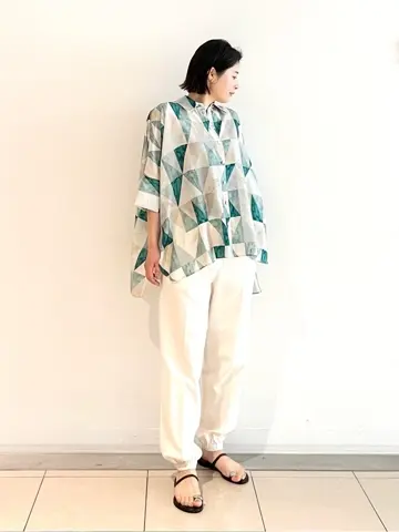 JOSEPH スタッフ コーディネート画像