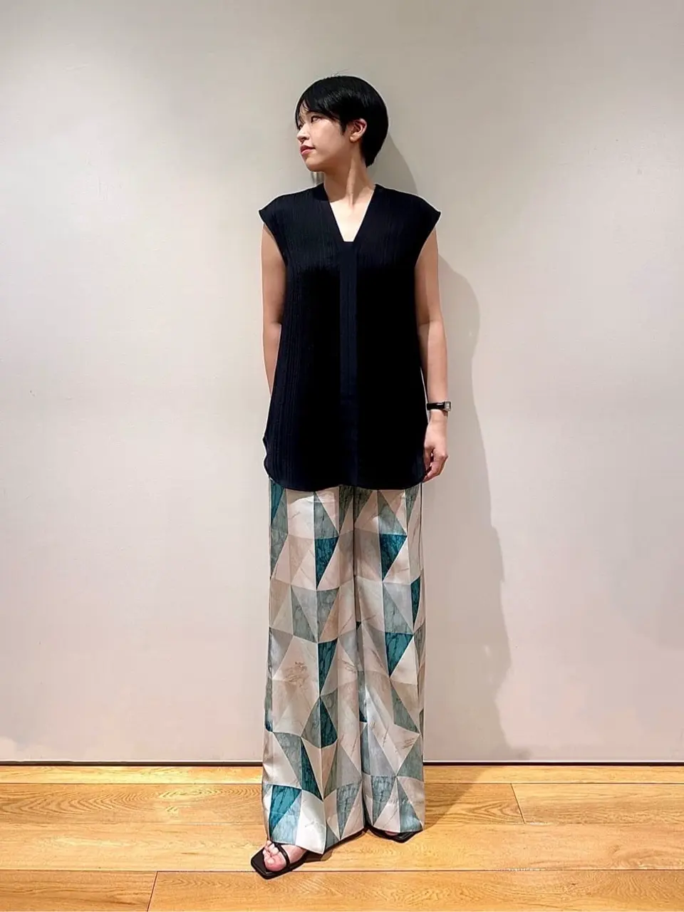 JOSEPH スタッフ コーディネート画像