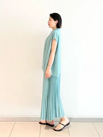 JOSEPH スタッフ コーディネート画像