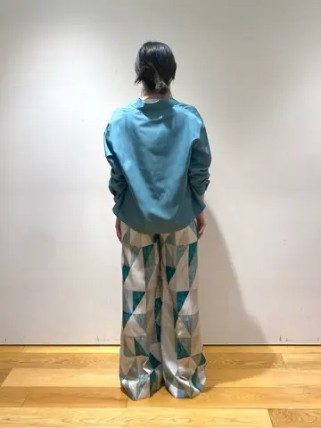 JOSEPH スタッフ コーディネート画像