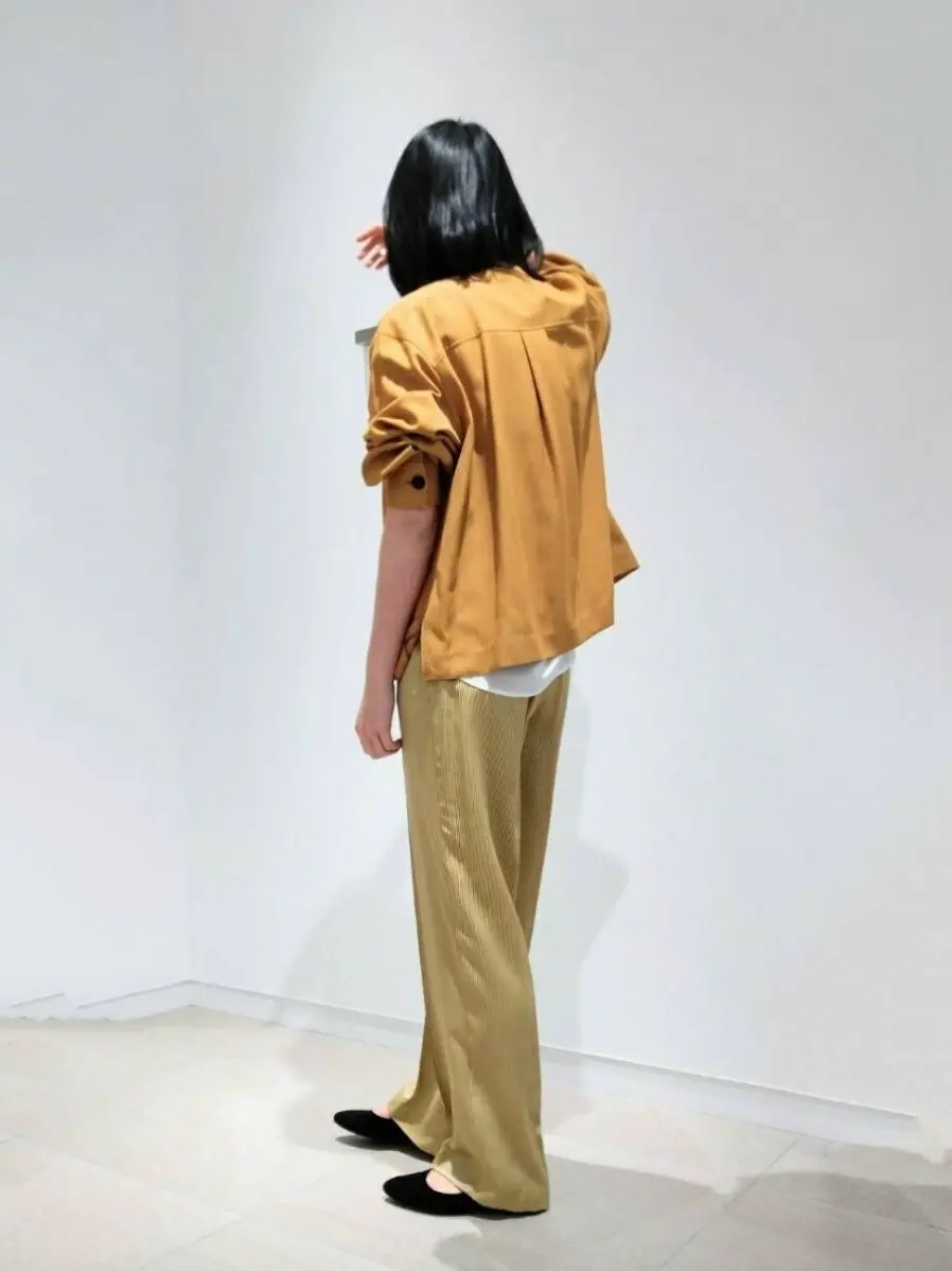 JOSEPH スタッフ コーディネート画像