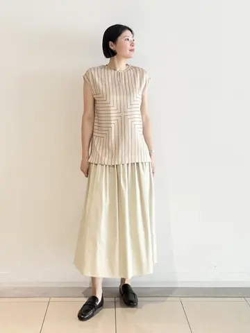 JOSEPH スタッフ コーディネート画像