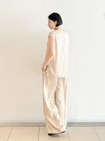 JOSEPH スタッフ コーディネート画像