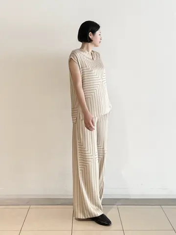 JOSEPH スタッフ コーディネート画像