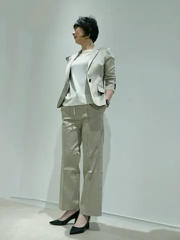 JOSEPH スタッフ コーディネート画像