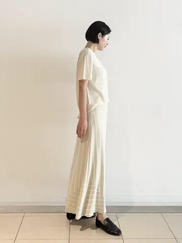 JOSEPH スタッフ コーディネート画像