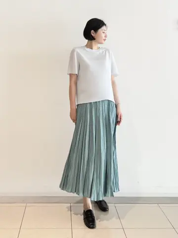 JOSEPH スタッフ コーディネート画像