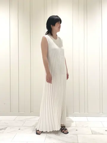 JOSEPH スタッフ コーディネート画像