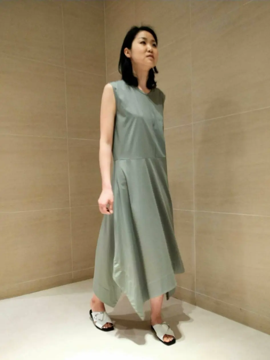 JOSEPH スタッフ コーディネート画像