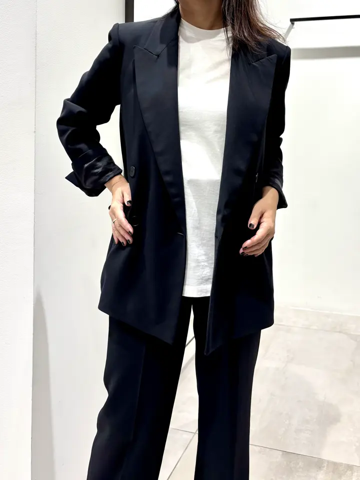 JOSEPH 米山美紀 コーディネート画像