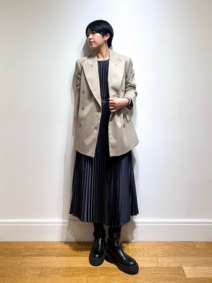 JOSEPH スタッフ コーディネート画像