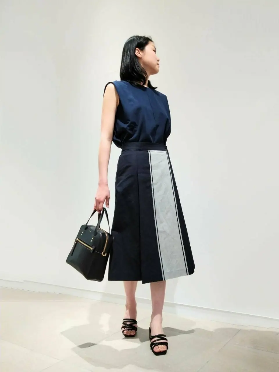 JOSEPH スタッフ コーディネート画像