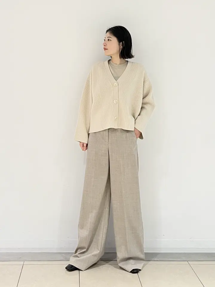 JOSEPH スタッフ コーディネート画像