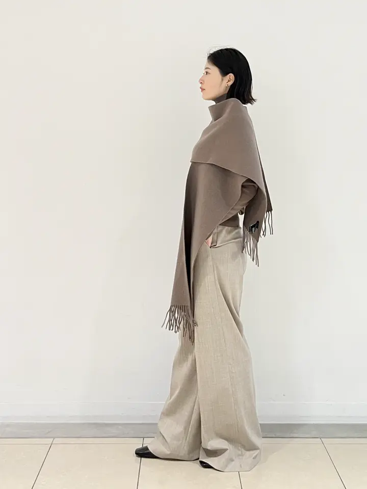 JOSEPH スタッフ コーディネート画像