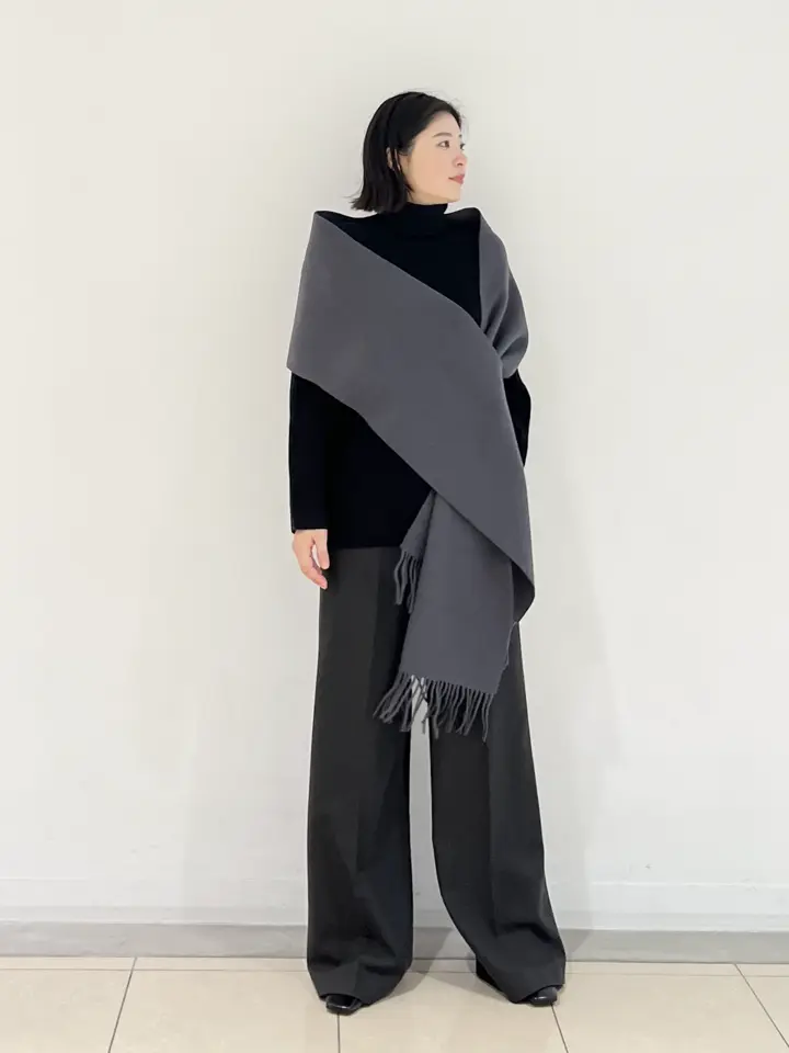 JOSEPH スタッフ コーディネート画像