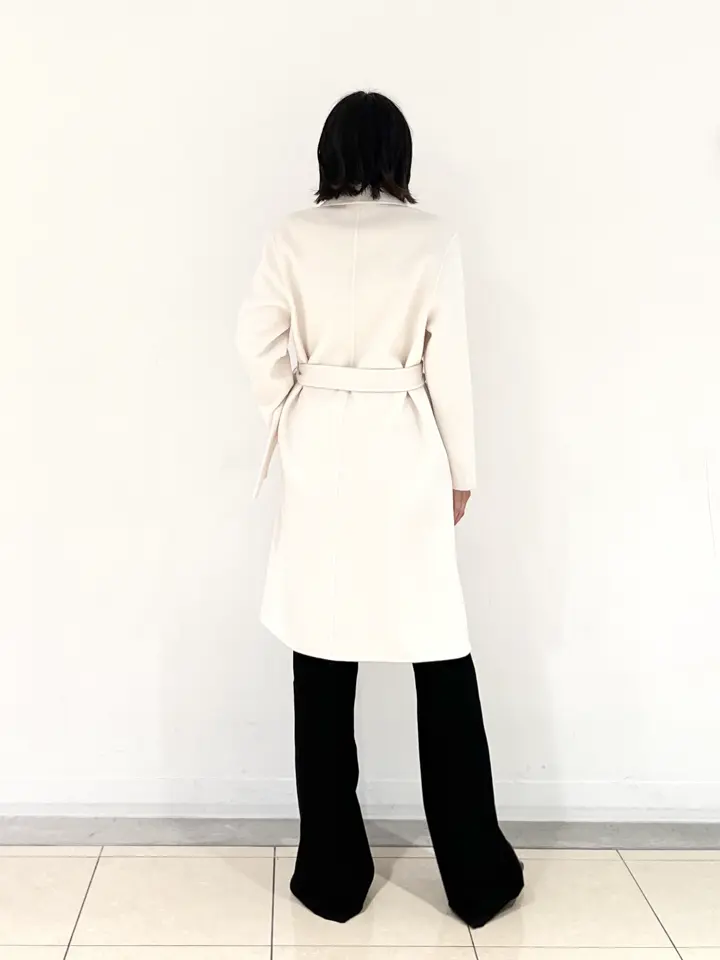 JOSEPH スタッフ コーディネート画像