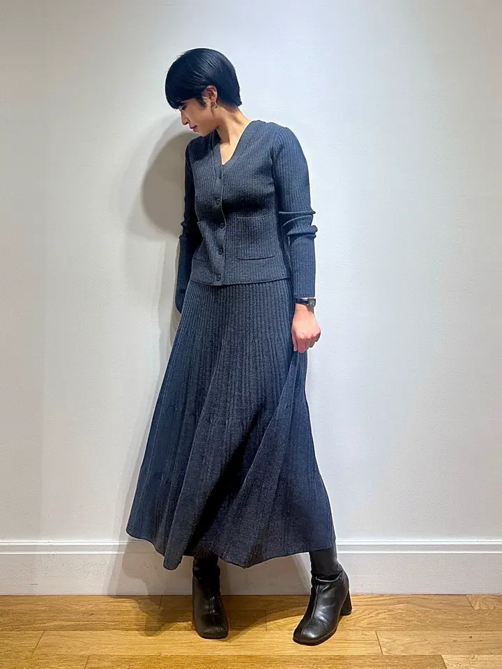 JOSEPH スタッフ コーディネート画像