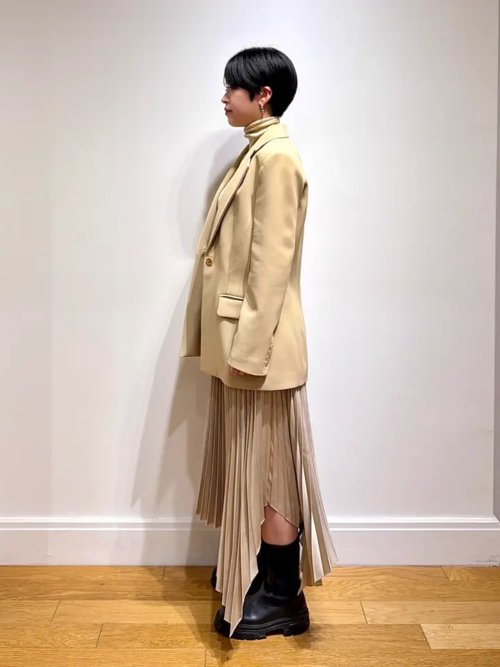 JOSEPH スタッフ コーディネート画像