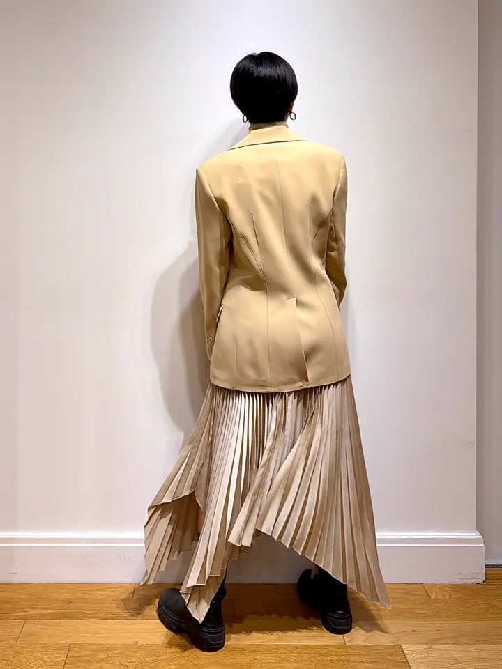 JOSEPH スタッフ コーディネート画像