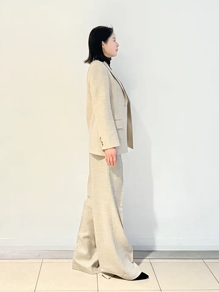 JOSEPH スタッフ コーディネート画像