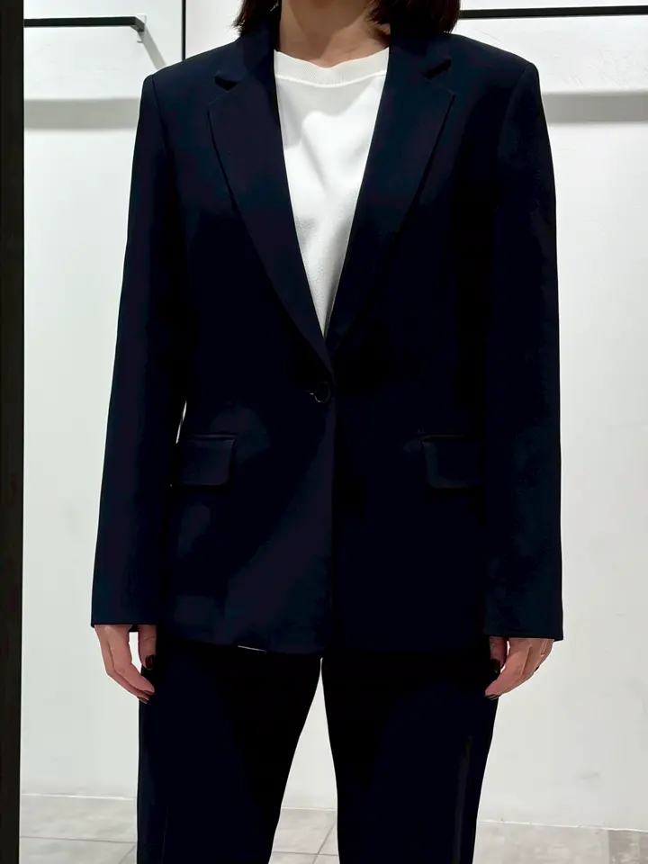 JOSEPH 小田 コーディネート画像