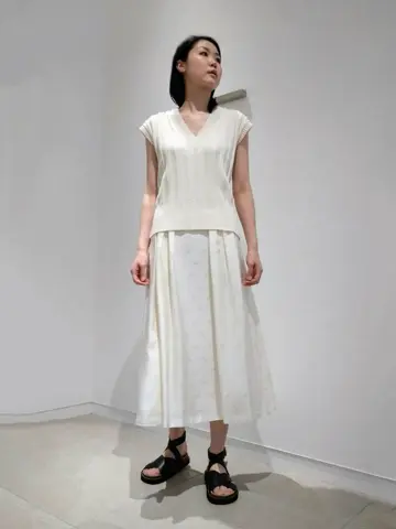 JOSEPH スタッフ コーディネート画像