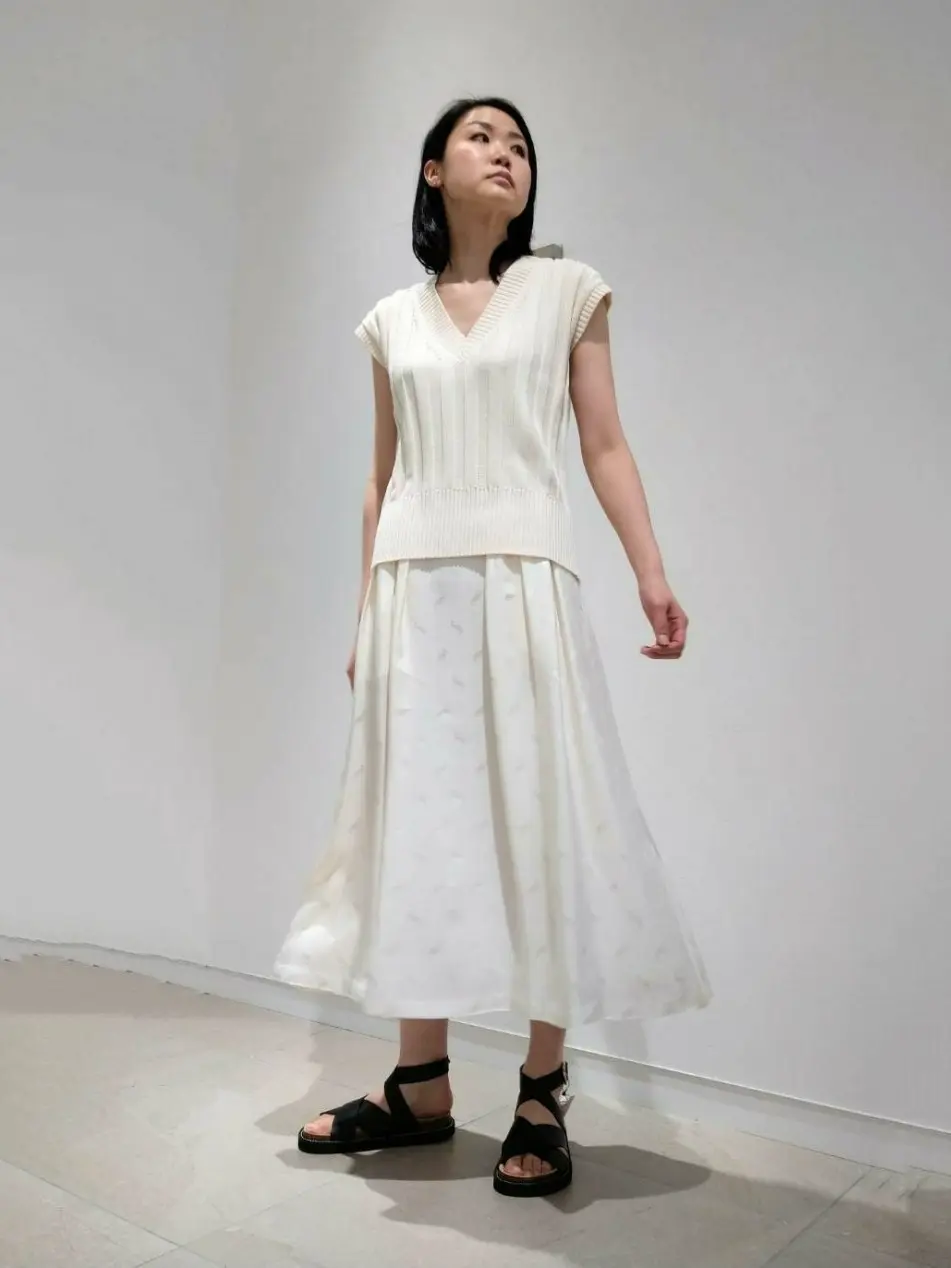 JOSEPH スタッフ コーディネート画像