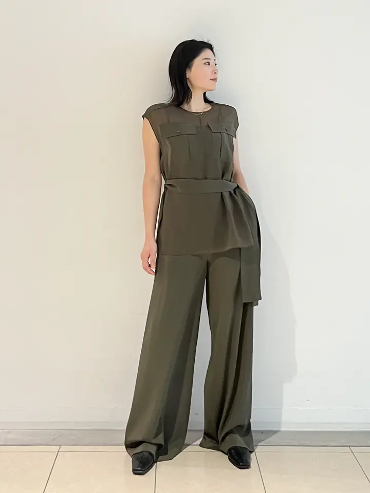 JOSEPH スタッフ コーディネート画像