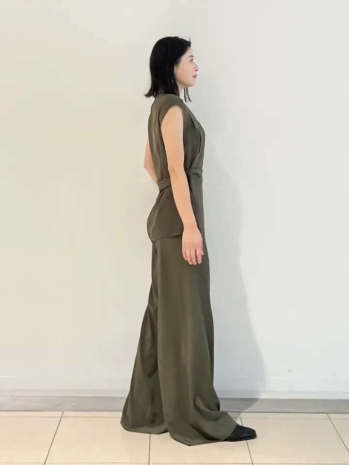 JOSEPH スタッフ コーディネート画像