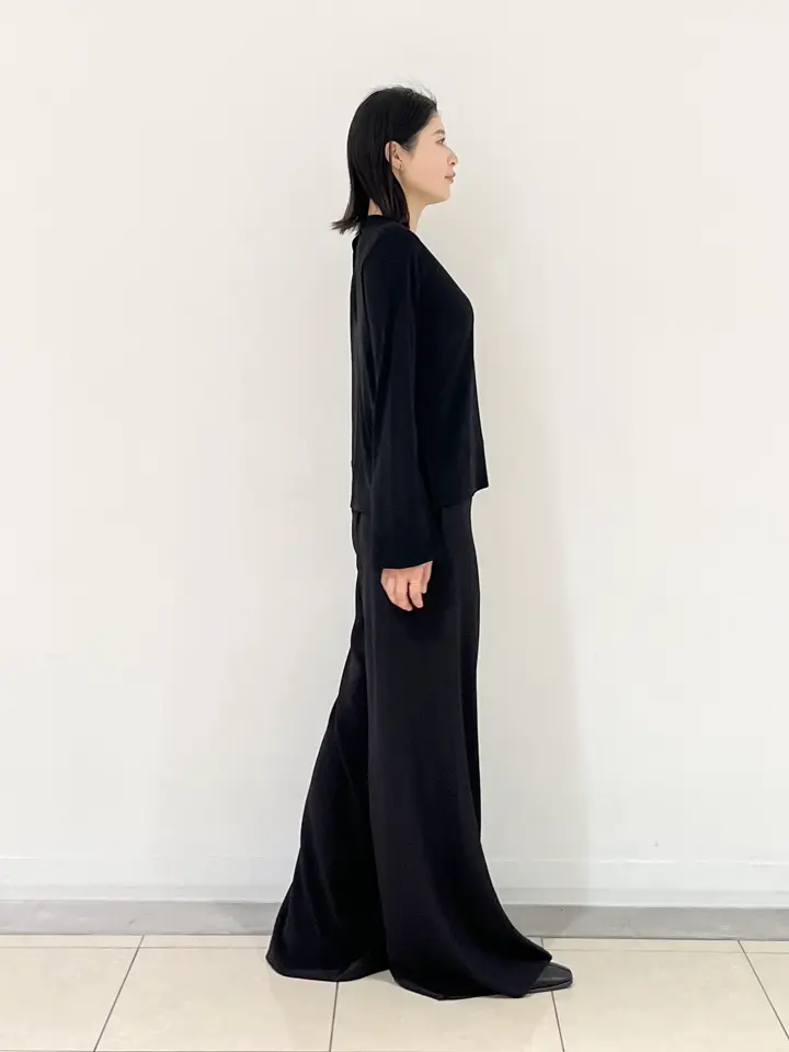 JOSEPH スタッフ コーディネート画像