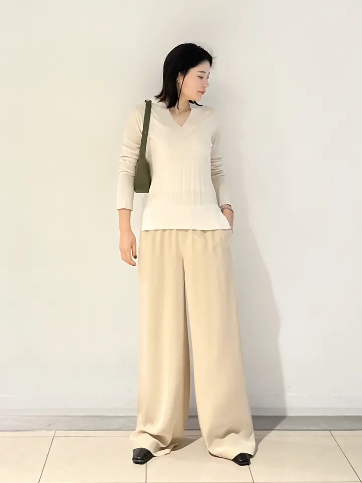 JOSEPH スタッフ コーディネート画像