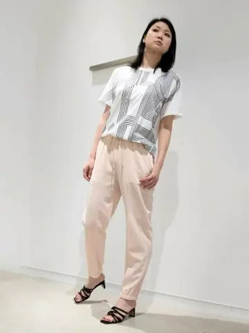 JOSEPH スタッフ コーディネート画像