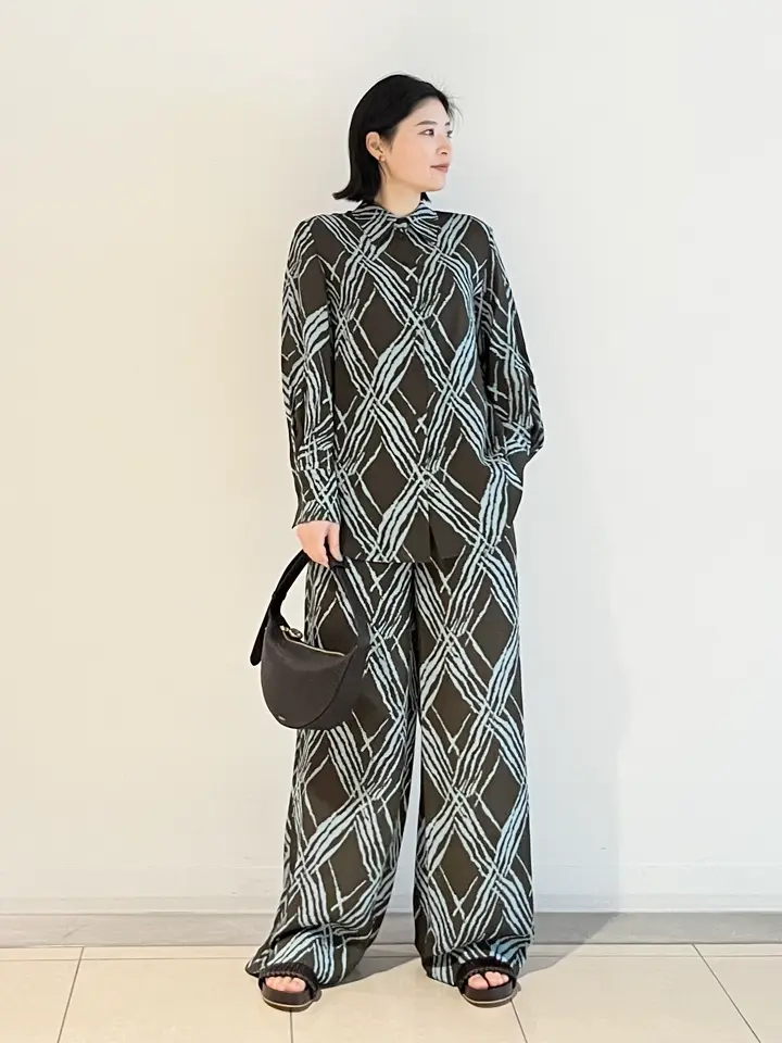 JOSEPH スタッフ コーディネート画像