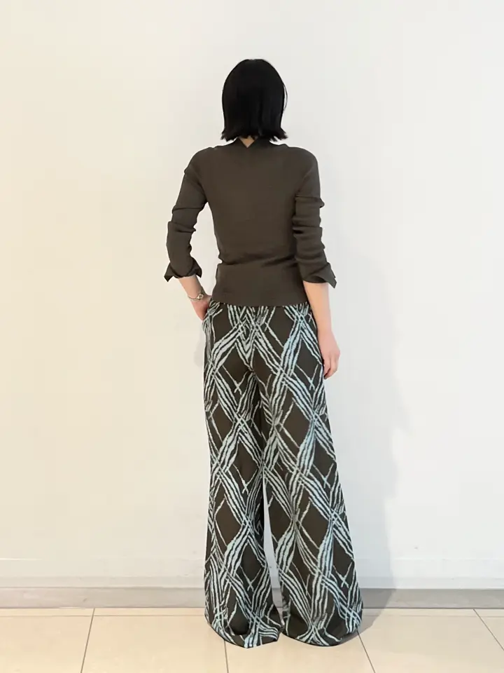 JOSEPH スタッフ コーディネート画像