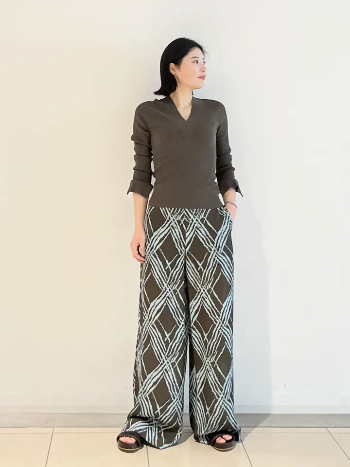 JOSEPH スタッフ コーディネート画像