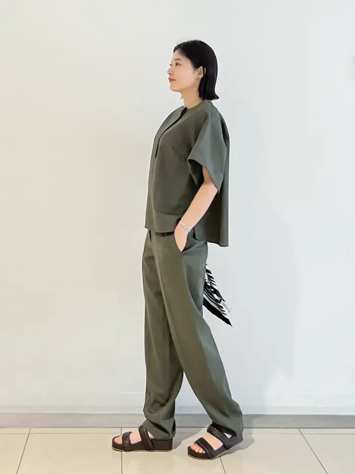 JOSEPH スタッフ コーディネート画像